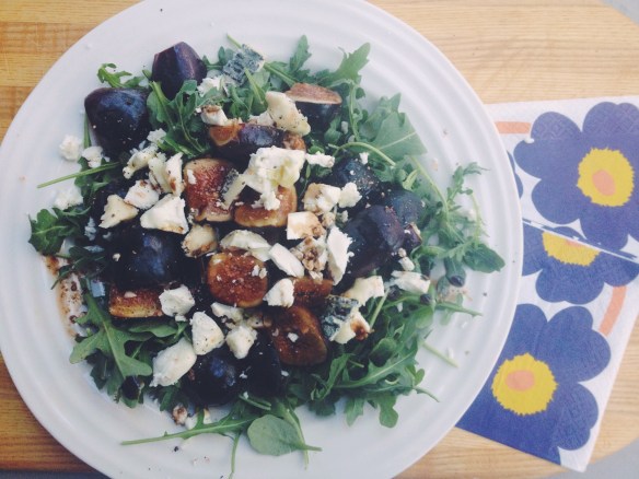 Blog - arugula fig salad with Marimekko napkins 2